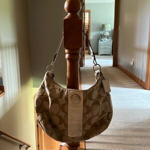 Cream Coach Shoulder Handbag